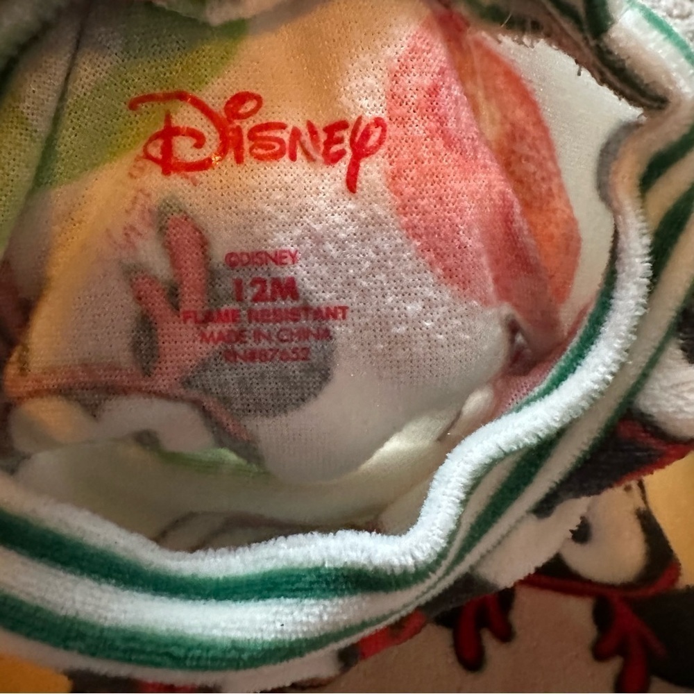 🌟3/$20🌟 Disney Mickey fleece matching lounge pajama set - Picture 4 of 4